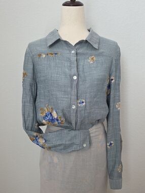 fig and flower Blue Floral Stitching Embroidered Button-Down Blouse Vegan Boho